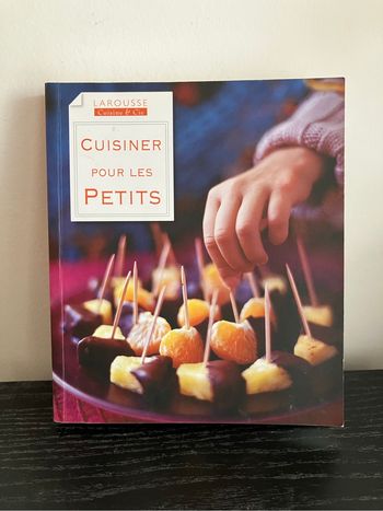 Gros livre Cuisiner pour les petits