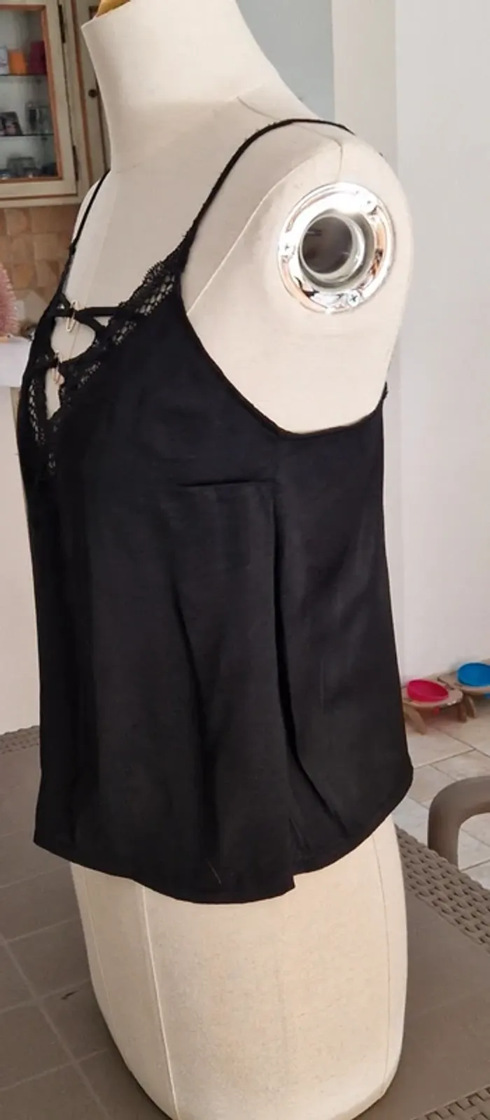 Debardeur Undiz effet soie taille S - photo numéro 2