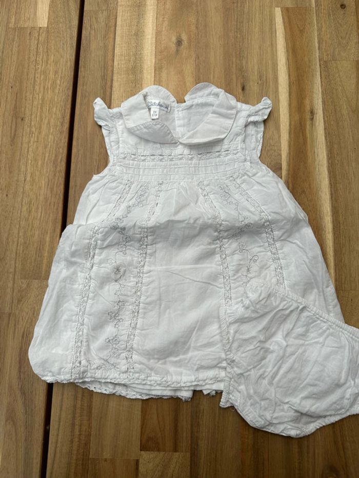 Robe et culotte blanche