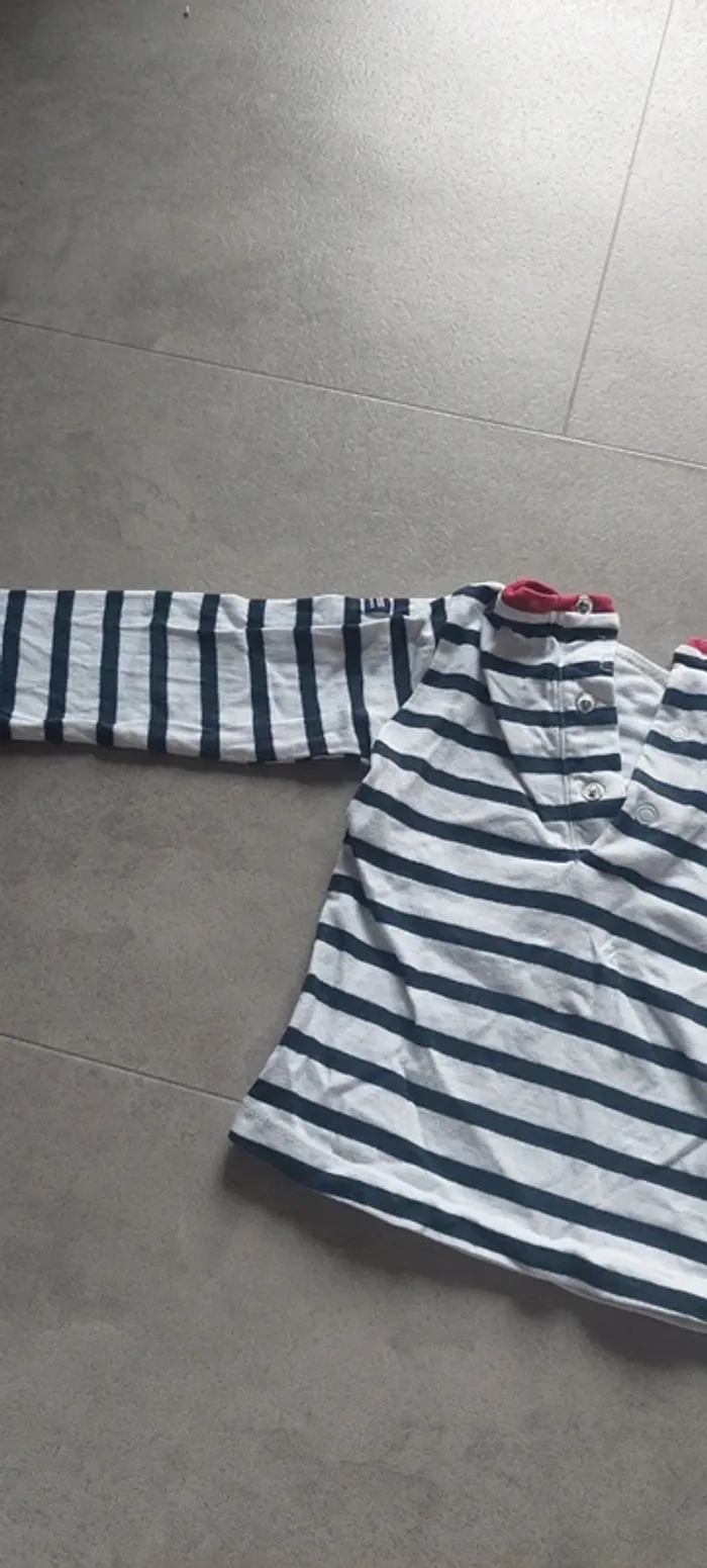 Lot de deux t shirt manches longues 18 mois - photo numéro 19