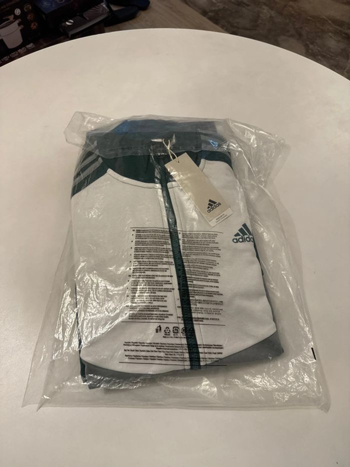 Survêtement Adidas vert/blanc neuf avec étiquette - Taille M - photo numéro 6