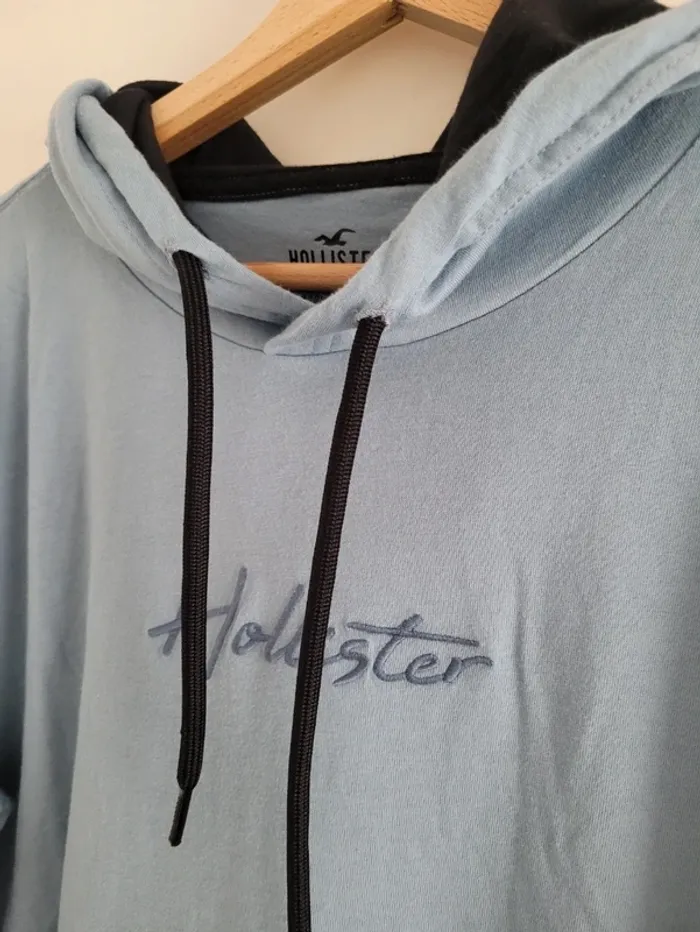 T-shirt à capuche Hollister taille S - photo numéro 2