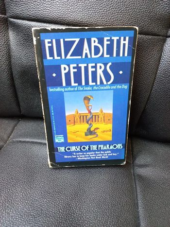 Livre en anglais The curse of the pharaohs