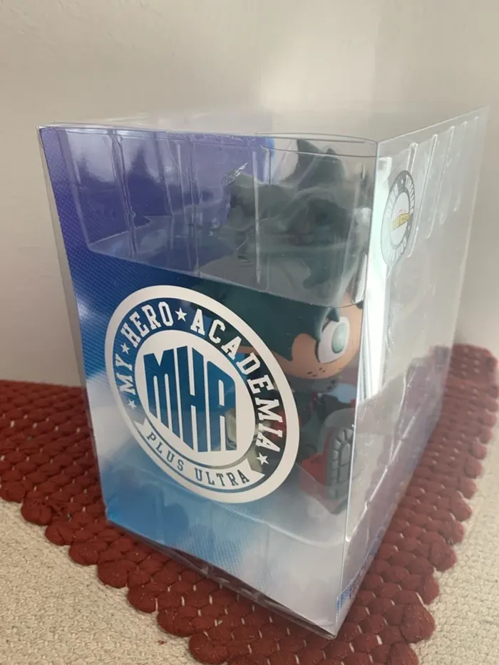 Figurine tirelire deku - photo numéro 4