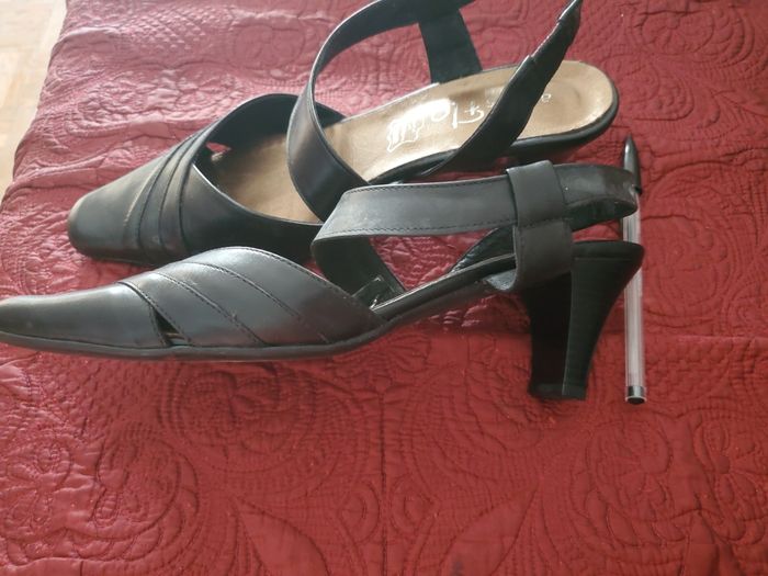 Chaussures neuves - photo numéro 4