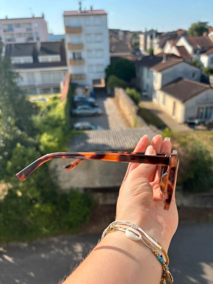 Lunettes de soleil - photo numéro 7