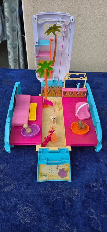 Camion barbie chien 