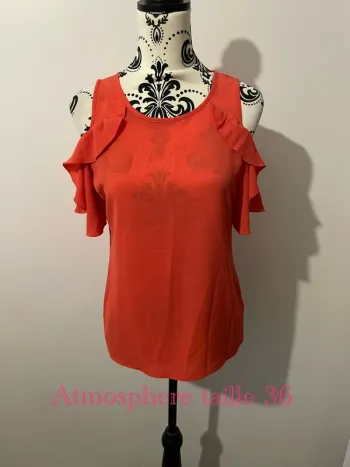 Blouse à manches courtes corail manches à volant épaule dénudée Atmosphère taille 36