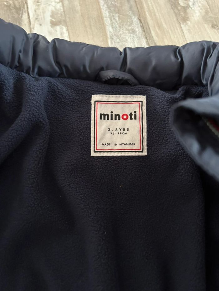 Veste doudoune minoti T2-3 ans - photo numéro 4
