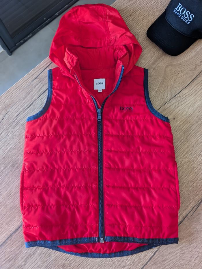 Doudoune sans manches Hugo boss 5 ans