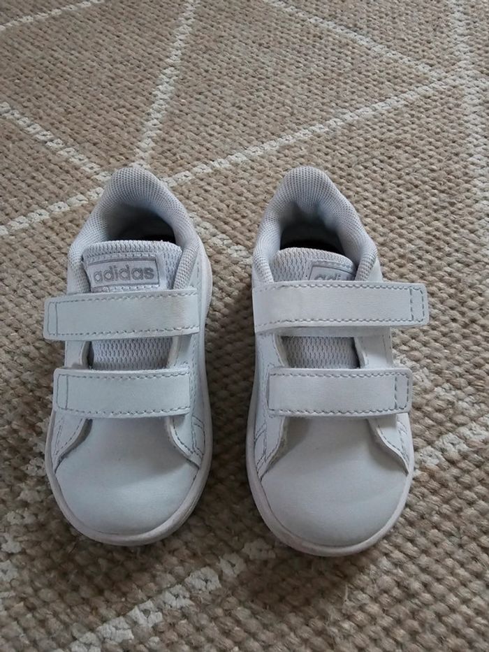 Baskets blanches scratch - Adidas - 19 - photo numéro 2