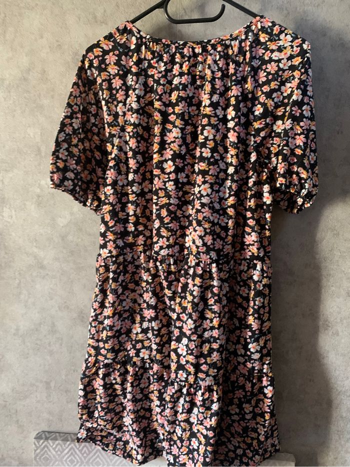 Robe fleurs - photo numéro 5