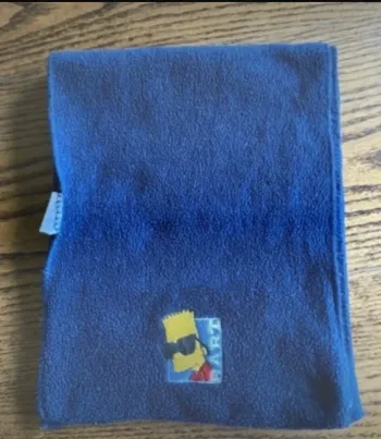 Écharpe Simpson en parfait état