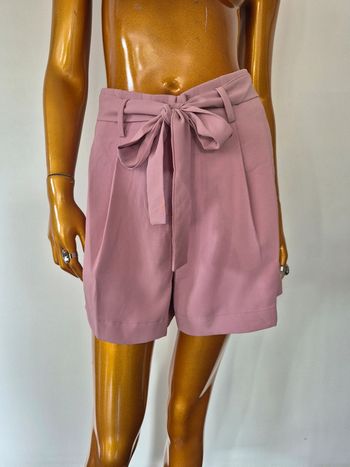 Short Rose Femme avec Poches et Ceinture Taille M/38