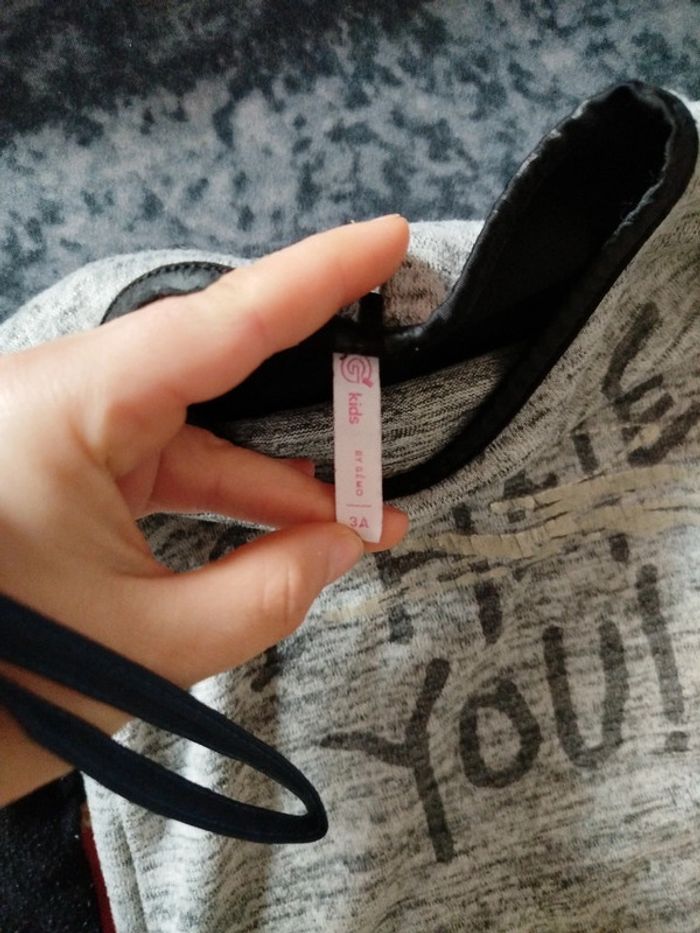 Lot d'une tenue 2 vêtements fille - photo numéro 7