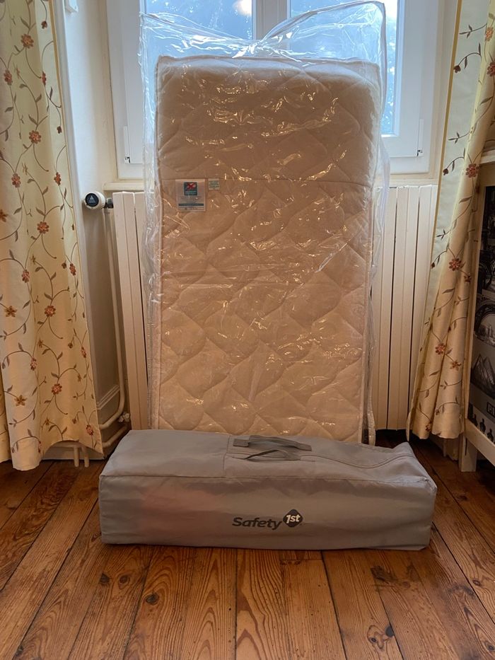 Lit parapluie - photo numéro 4