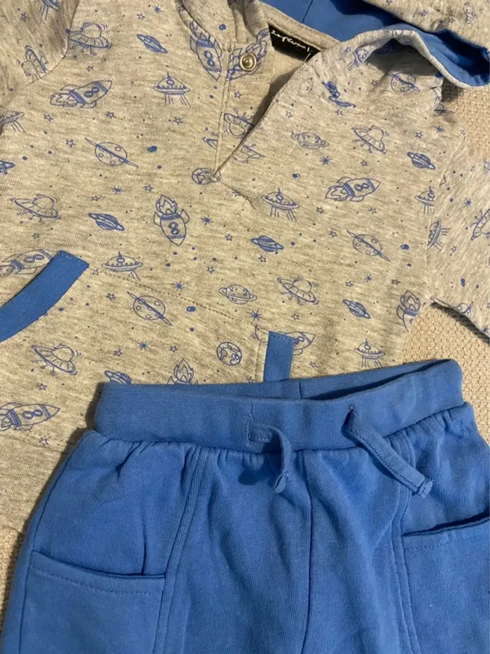 Ensemble 2 pièces taille 6 mois - photo numéro 2