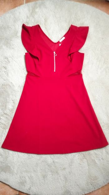 Robe rouge Cache-Cache 