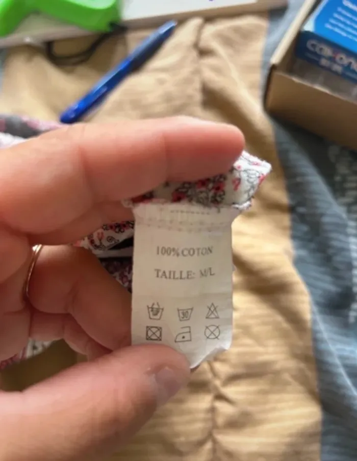 Robe fluide taille M/L - photo numéro 3