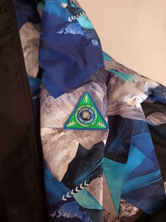 Coupe vent garçon avec capuche - photo numéro 8