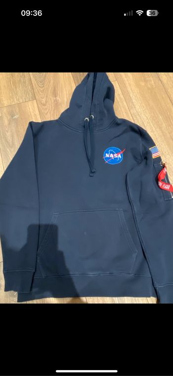Pull NASA à capuche