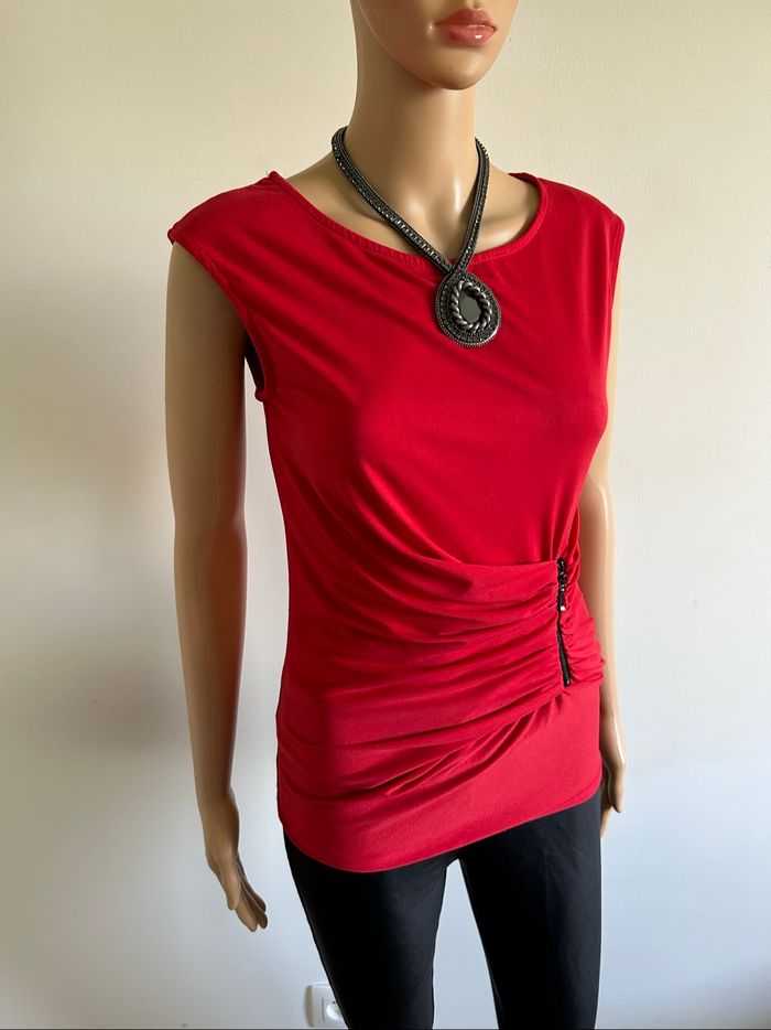 Blouse rouge sans manches Morgan taille XS jamais portée - photo numéro 2