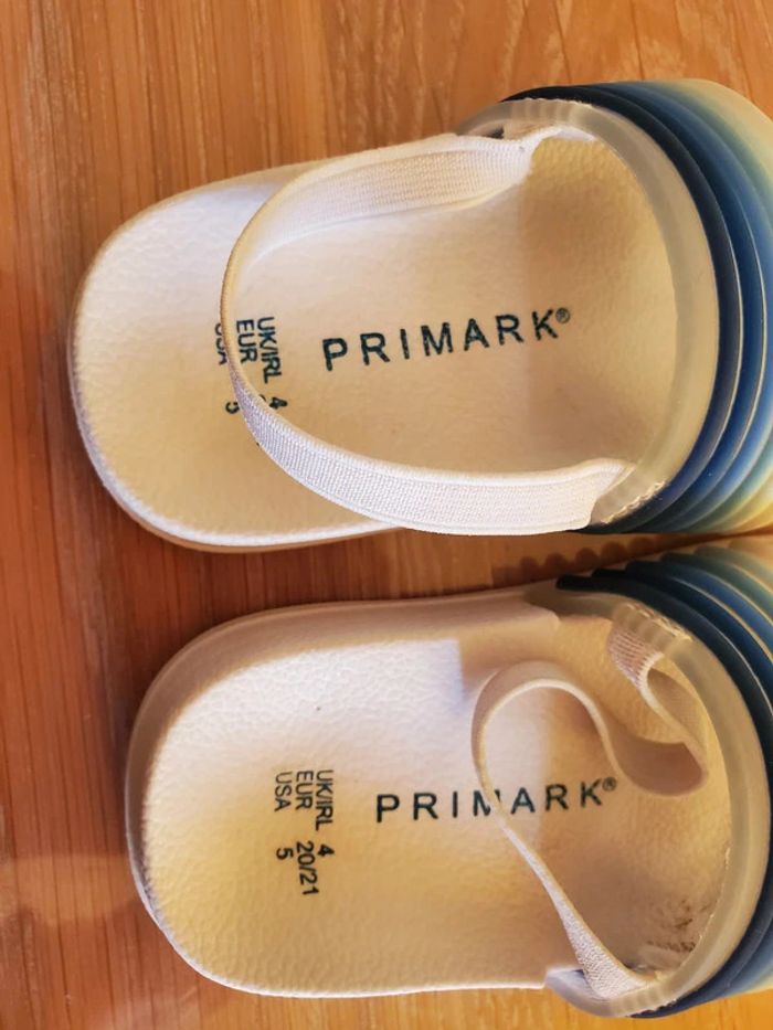 Chaussure de plage Primark Taille 20/21 - photo numéro 5