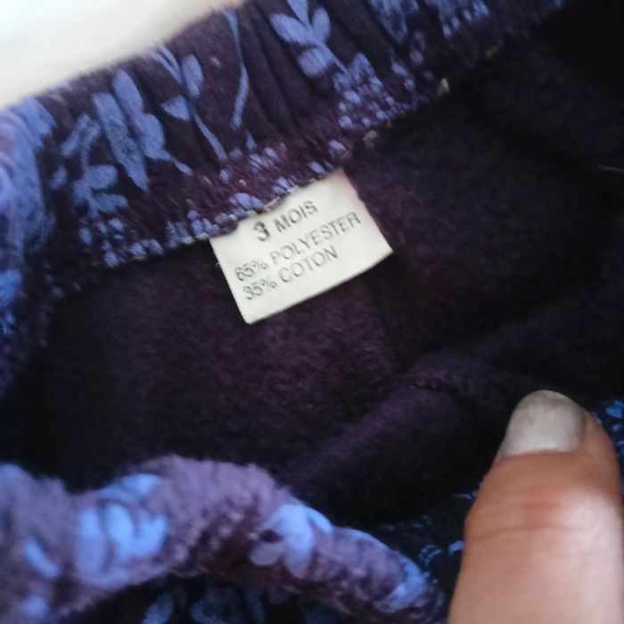 Lot de deux pantalons bébé 3 mois - photo numéro 3