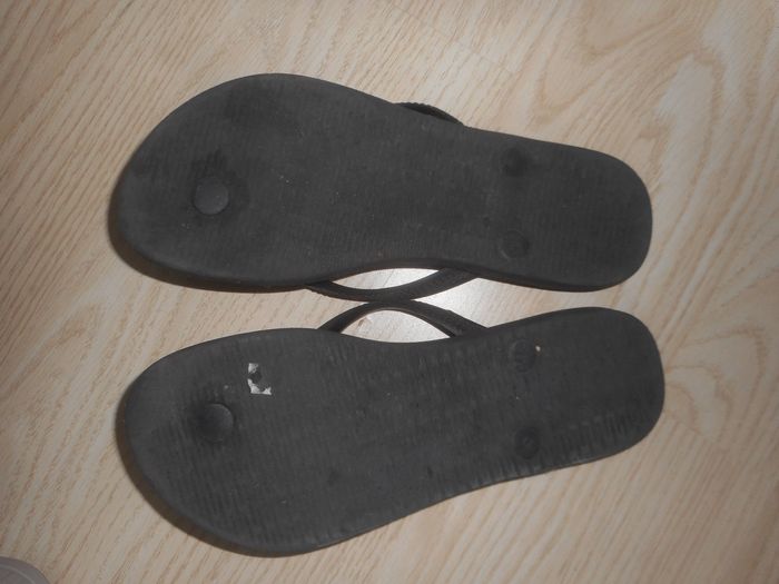 Tongs HAVAIANAS Fille Pointure 33 - 34 - photo numéro 2