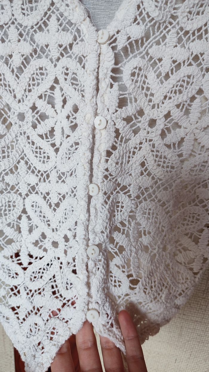 Gilet macramé sans manches - photo numéro 7