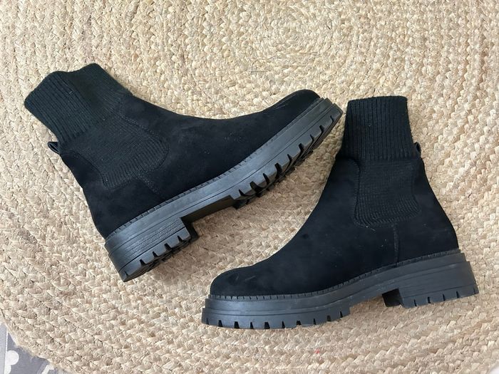 Bottines noires - photo numéro 2