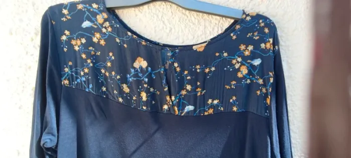 Blouse femme manches 3/4 taille 44/46 - photo numéro 4