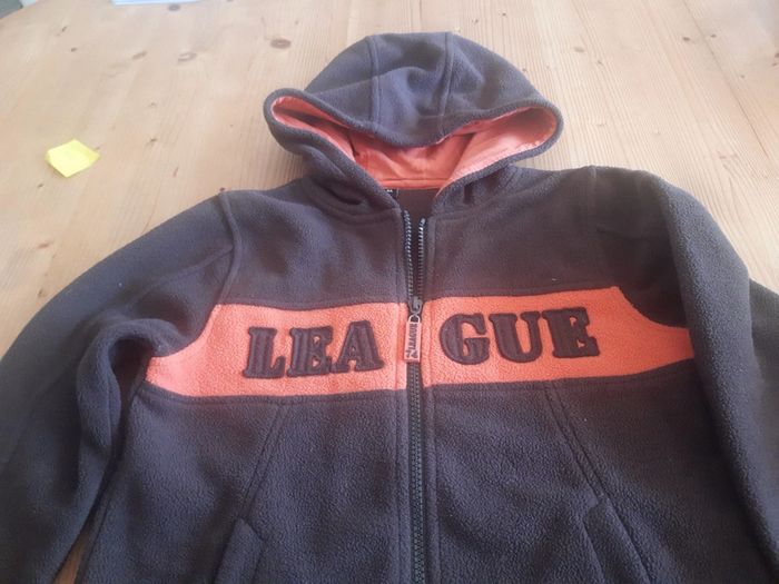 Veste polaire 8ans - photo numéro 2