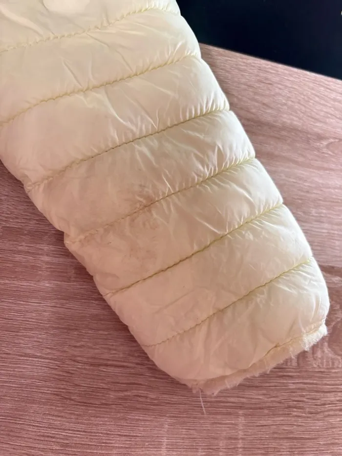 Doudoune jaune pastel taille 98:104 3/4ans - photo numéro 4