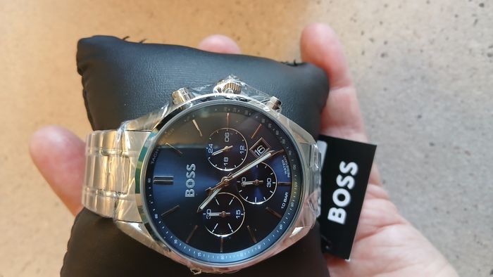 Montre Hugo BOSS Neuve - photo numéro 10