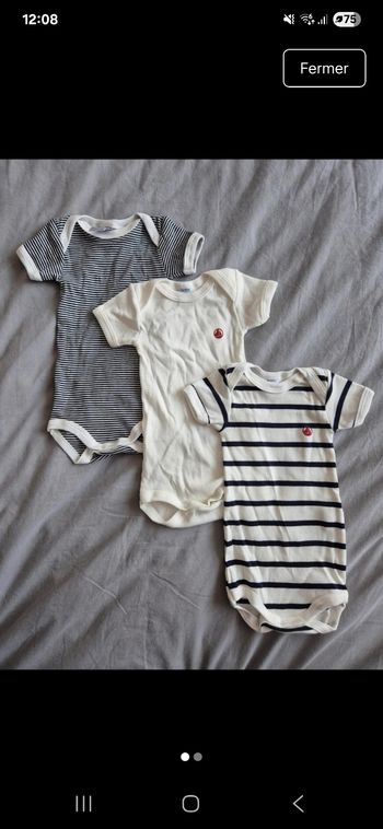 Lot de 3 bodies Petit Bateau neufs 3 mois