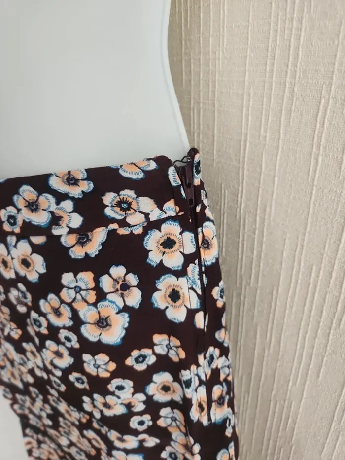 Jupe fleurie Naf Naf 34 neuve avec étiquette - photo numéro 5