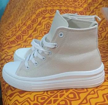 Baskets montantes beige 37