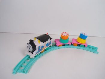 Train Thomas et ses amis - Thomas et ses gâteaux bancals  (J9) 