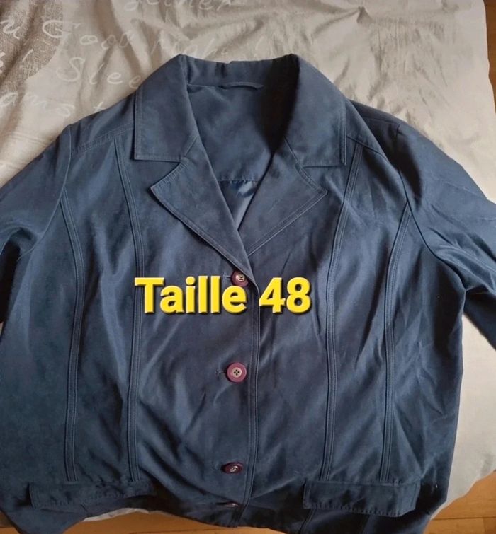 Veste mi saison taille 48.