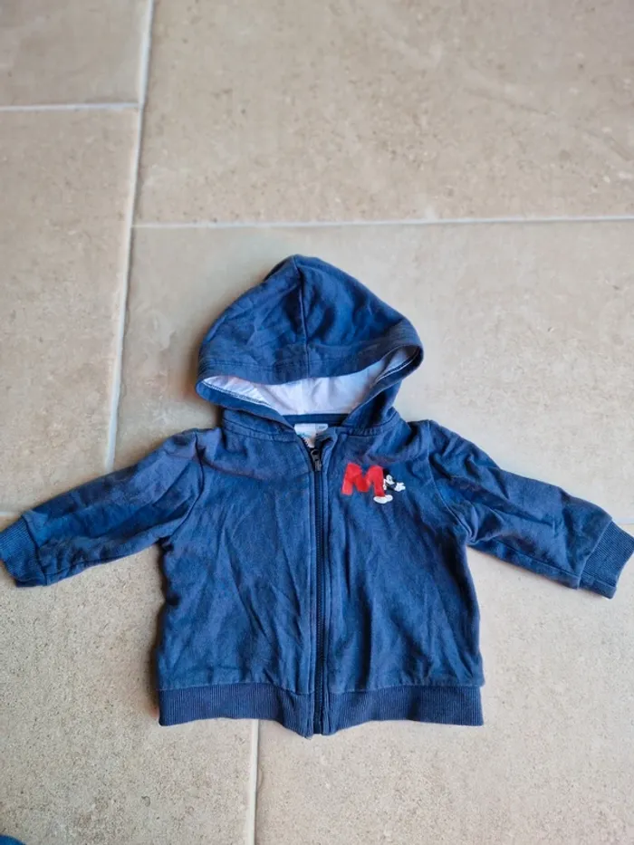 Veste zippée Mickey 6 mois - photo numéro 3