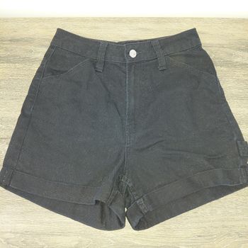 HetM- short en coton noir T34