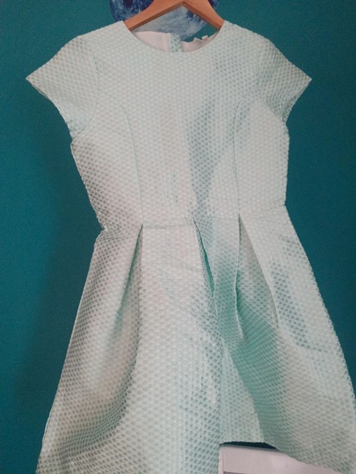 Robe neuf - photo numéro 2