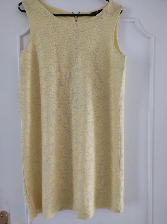 Robe jaune pâle h&m