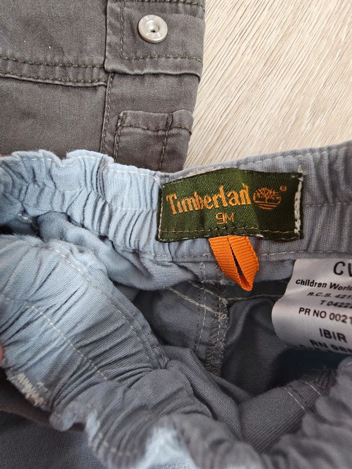 Lot 2 shorts Mexx & Timberland 12 mois