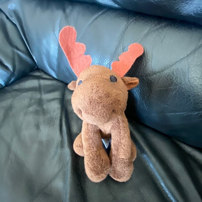 Peluche doudou cerf marron  assis 12cm  Buffalo grill