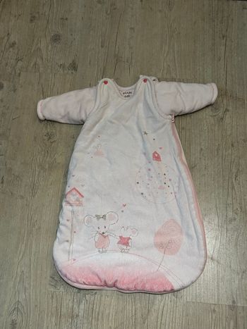 Gigoteuse chaude kiabi rose 0/6 mois