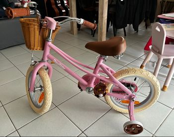 Vélo enfant rose 14 pouces