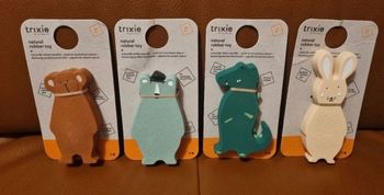 Lot de 4 jouets de dentition Trixie neuf