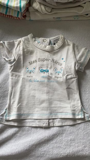 Tee shirt bébé